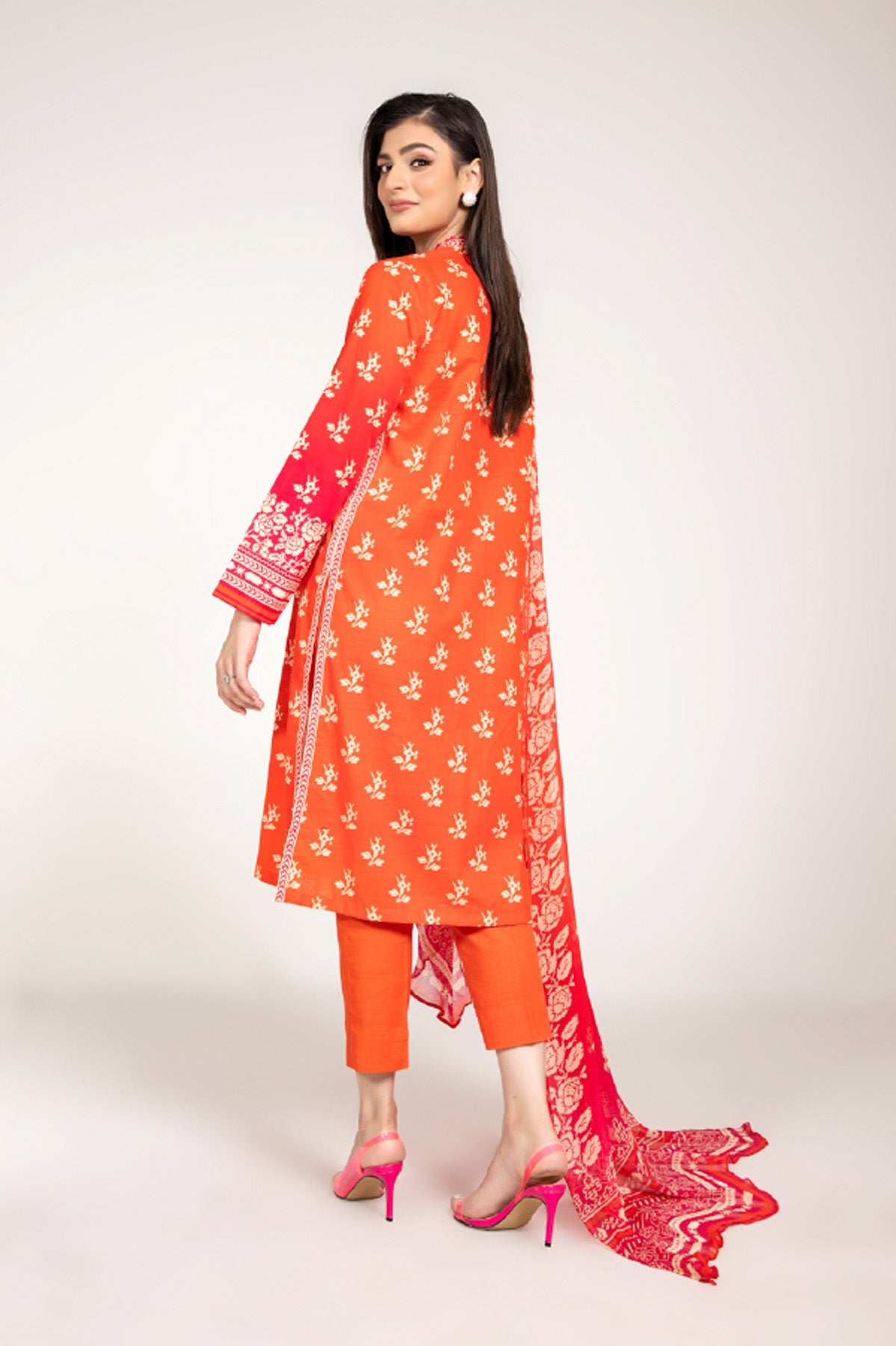 Printed Oranage Slub Khaddar 3-Piece Unstitched Suit by The Fabric Store, photo 3