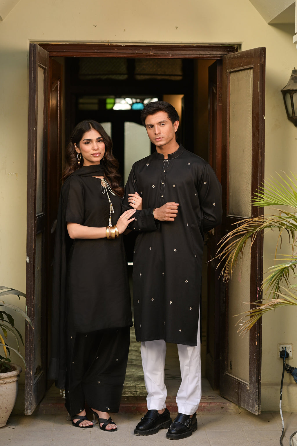 Shaan Black Sheesha Silk 3-Piece Formal Suit by Kinza Khalid, photo 6