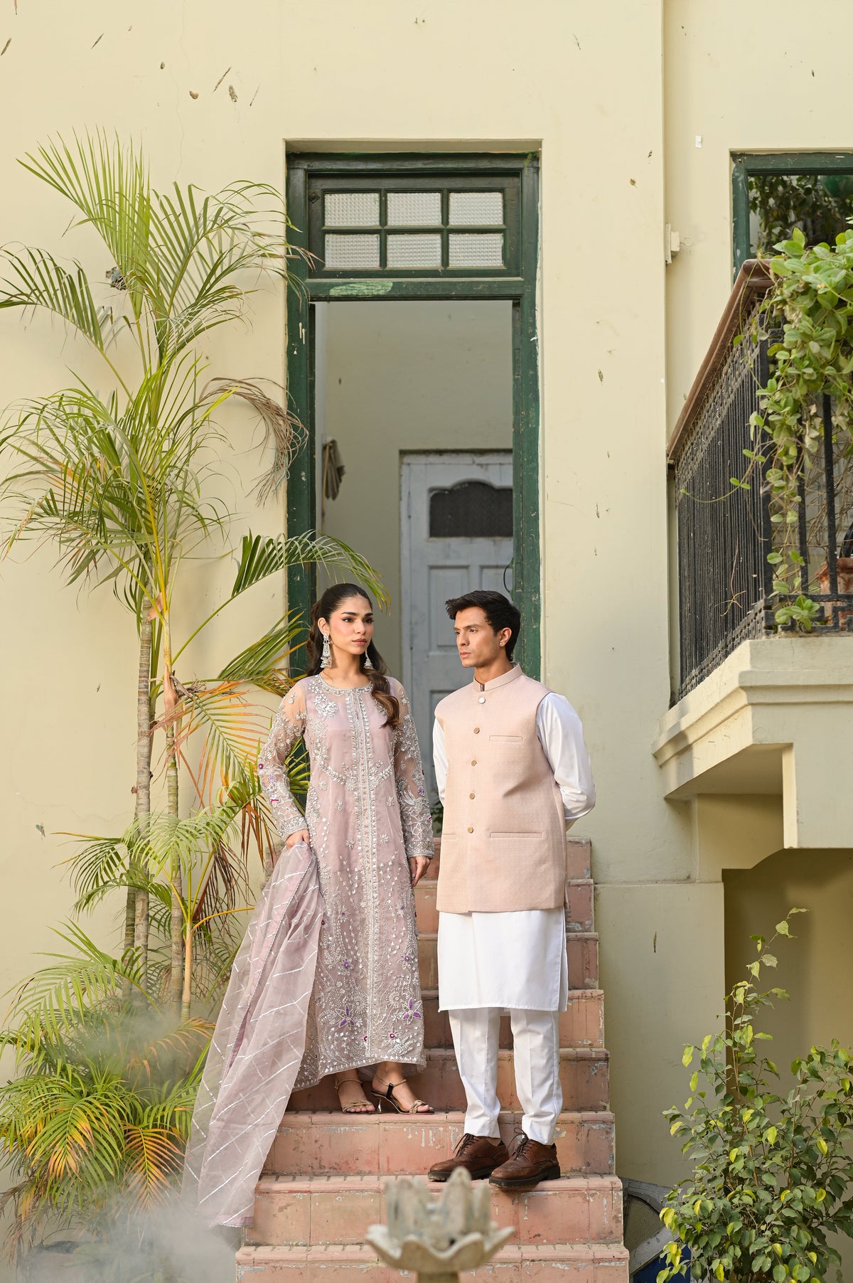 Sophia Lilac Organza 4-Piece Formal Suit by Kinza Khalid, photo 6