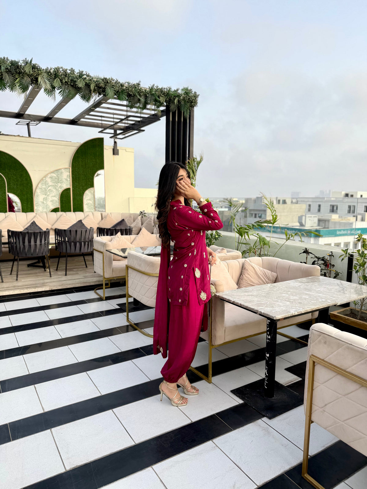 Zarina Sheesha Silk 3-Piece Formal Suit by Kinza Khalid, photo 5