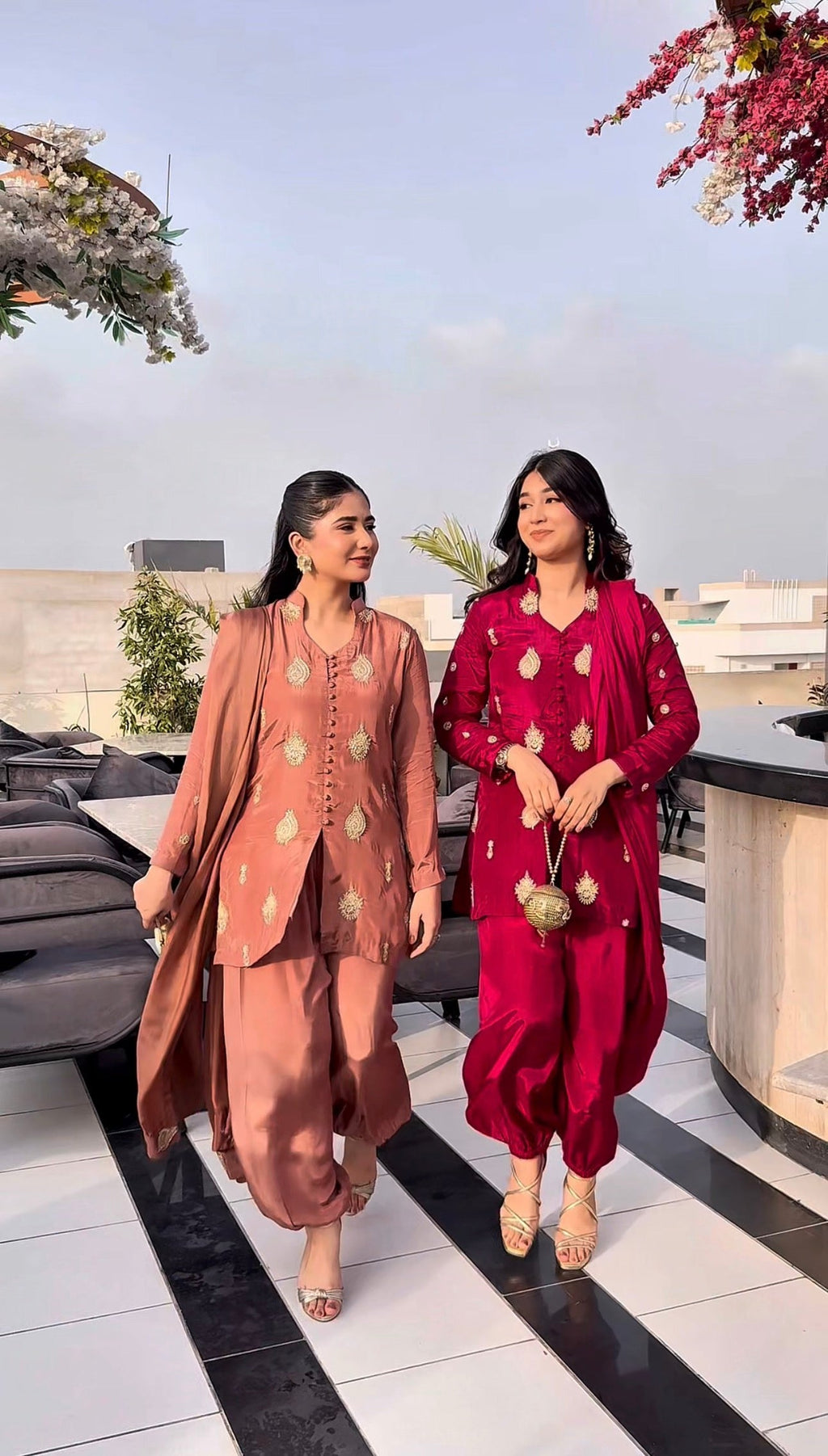 Zarina Sheesha Silk 3-Piece Formal Suit by Kinza Khalid, photo 3