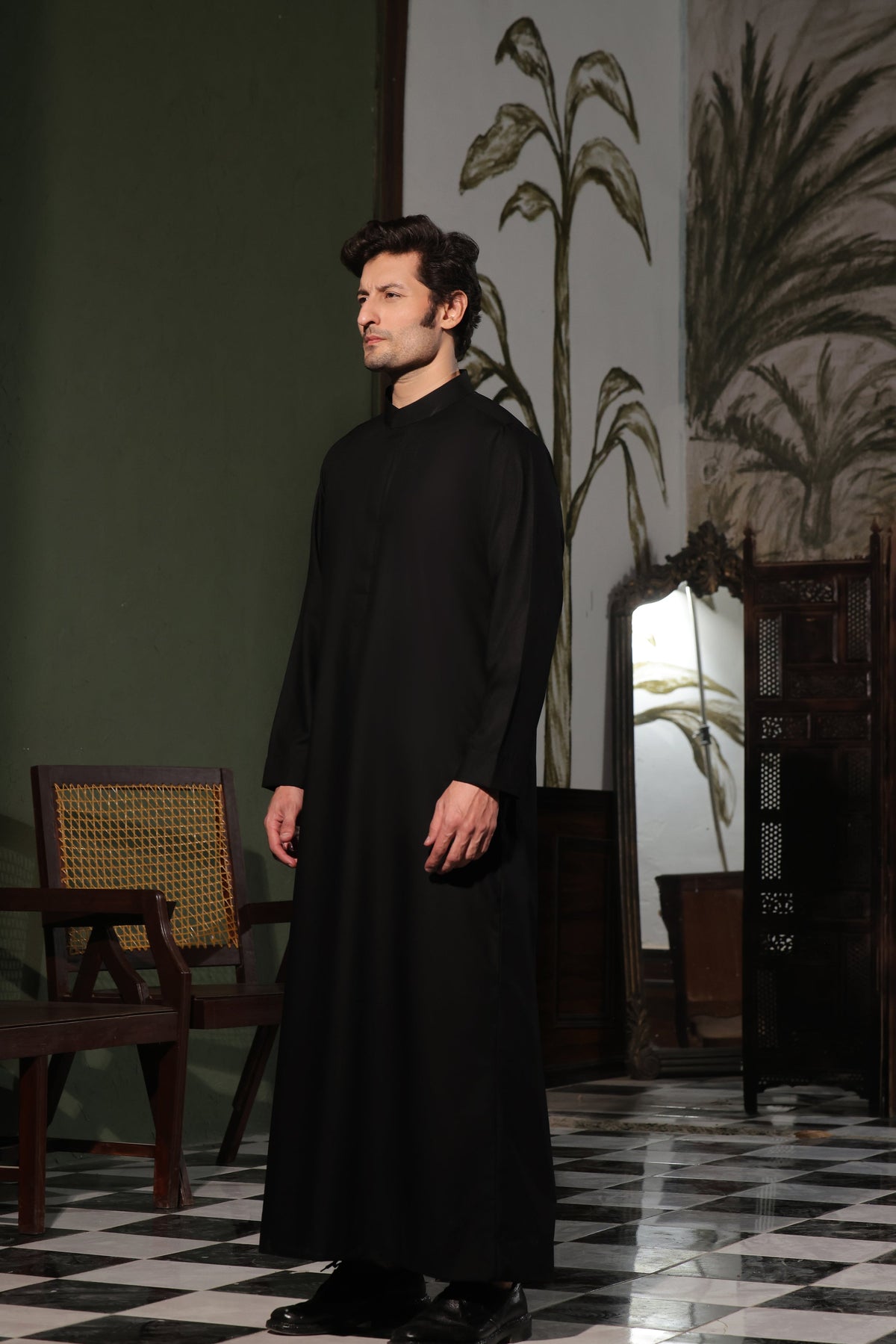 Black Jubbah by Al Deebaj, photo 3