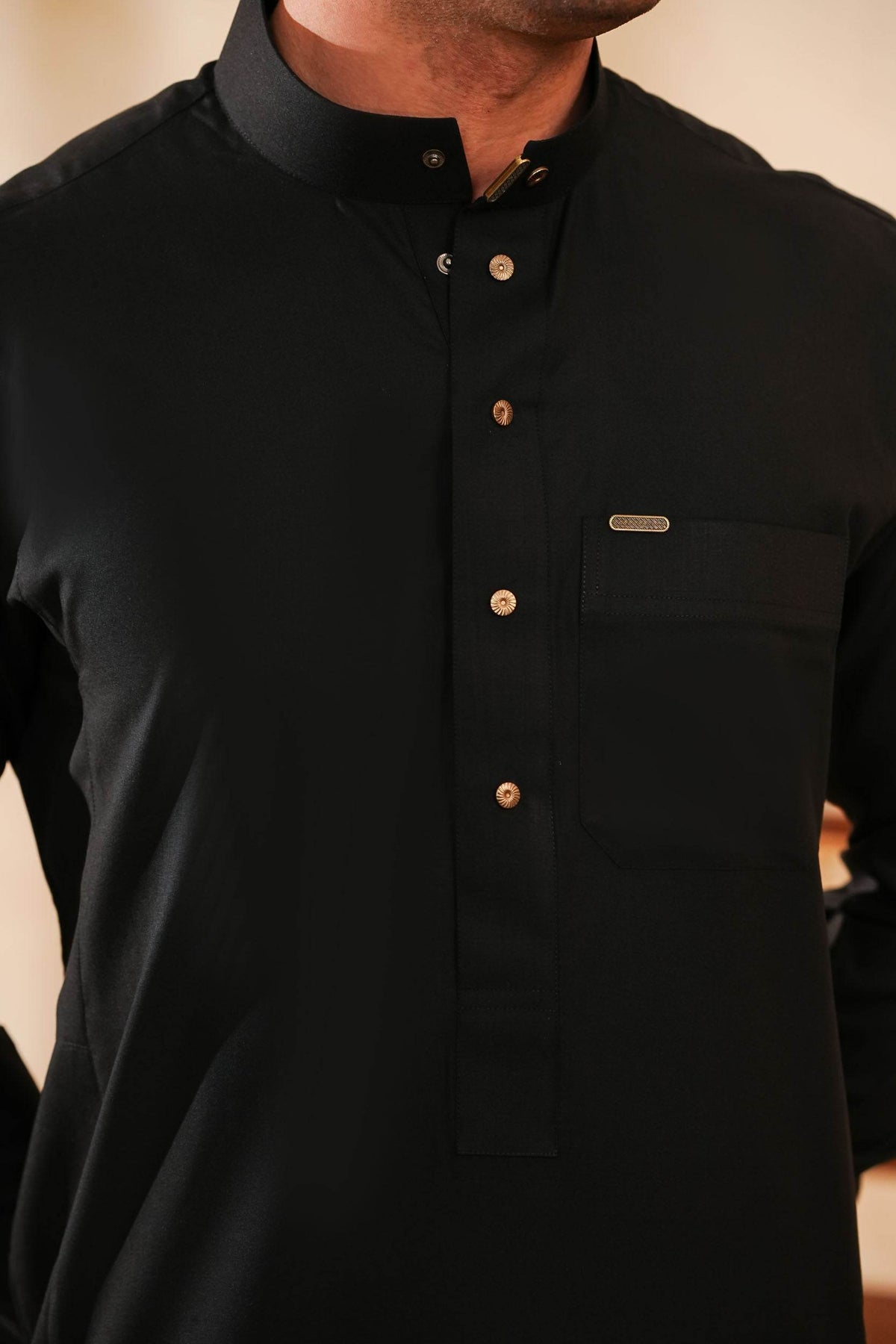 Black Saudi Jubbah by Al Deebaj, photo 3