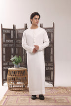 Off-White Omani Jubbah by Al Deebaj, photo 5