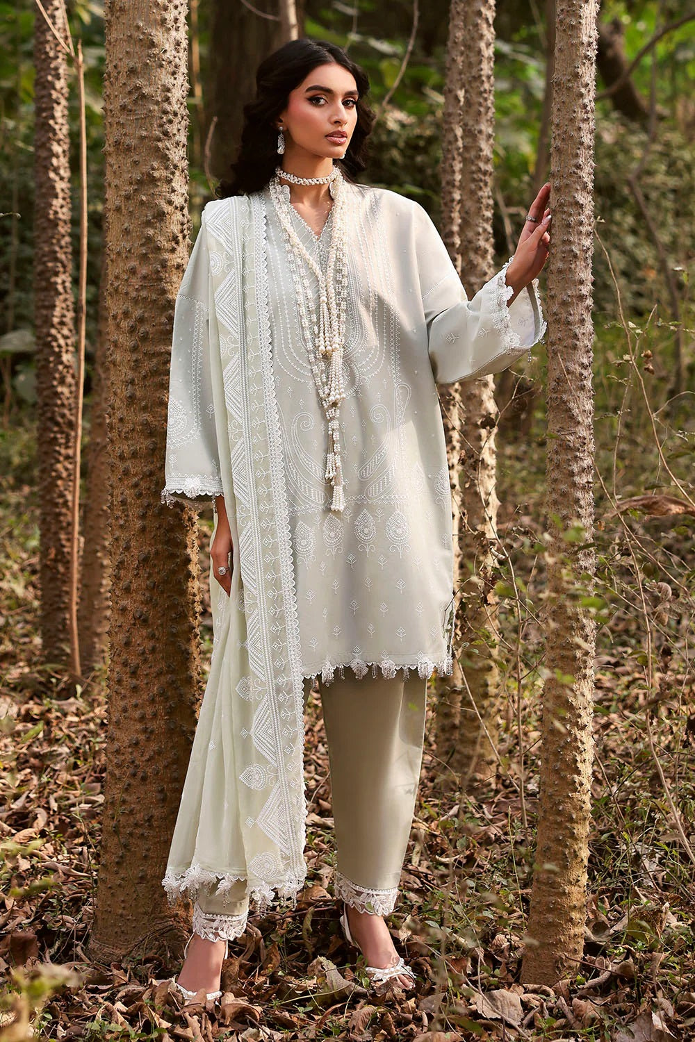 Gul Ahmed Lawn KD-62004 – Gul Ahmed 3-piece unstitched suit