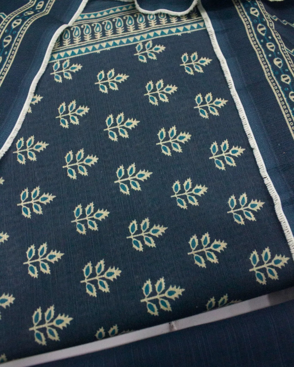 Printed Navy Blue Khaddar 3-Piece Unstitched Suit by Bin Saeed, photo 2