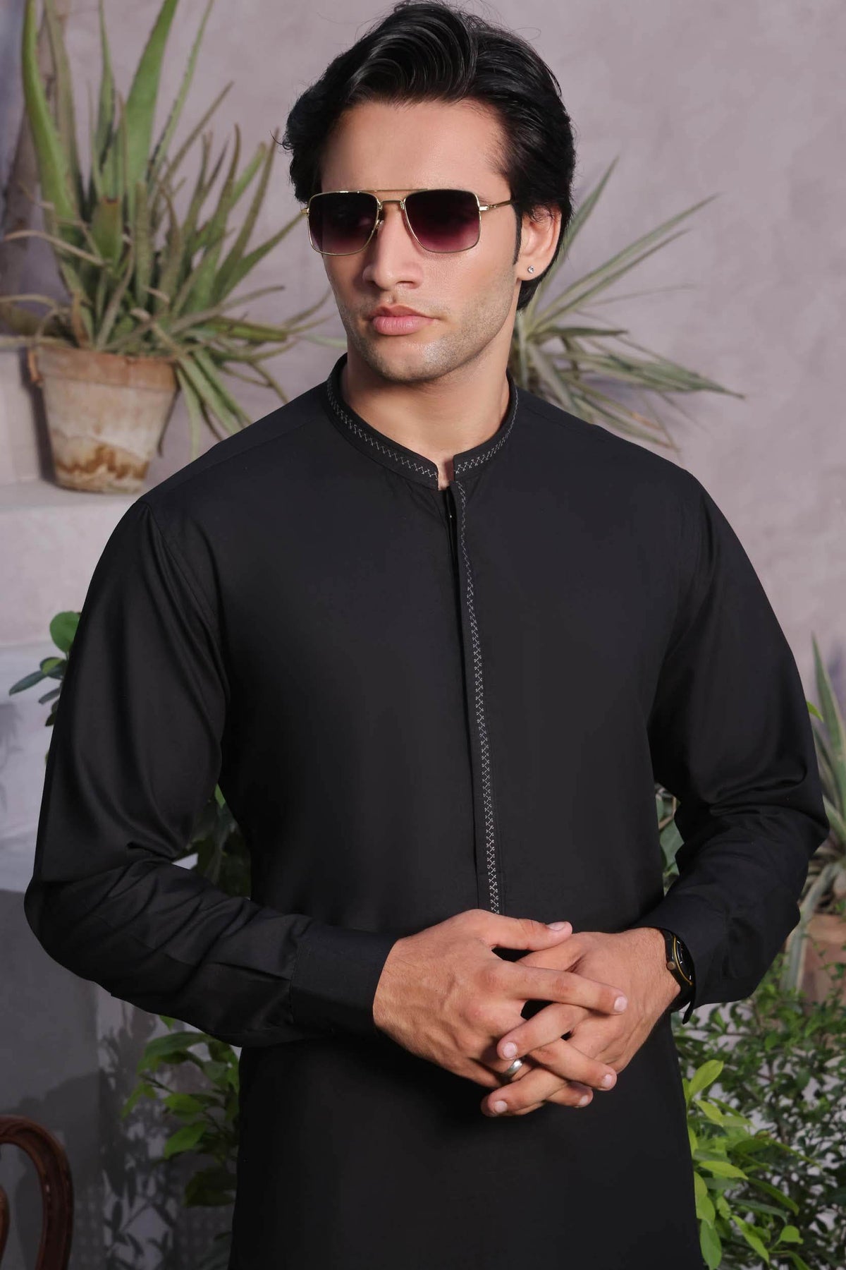 Black Design Kurta Pajama by Al Deebaj, photo 2