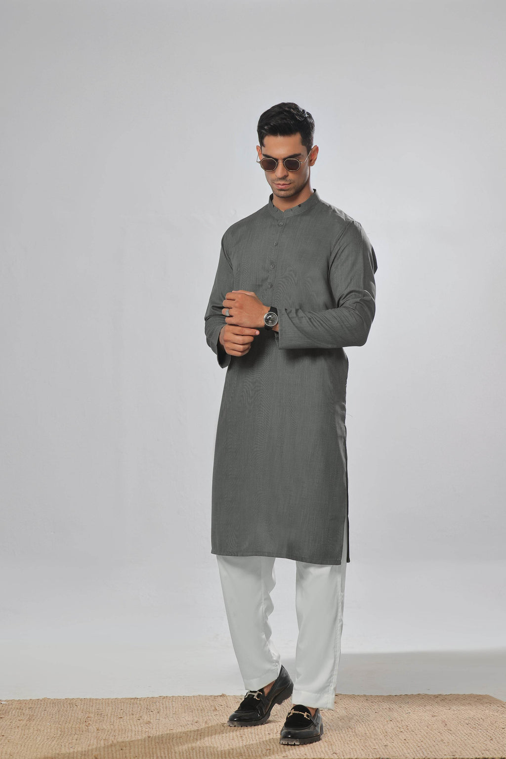 Green Self Kurta by Al Deebaj, photo 4