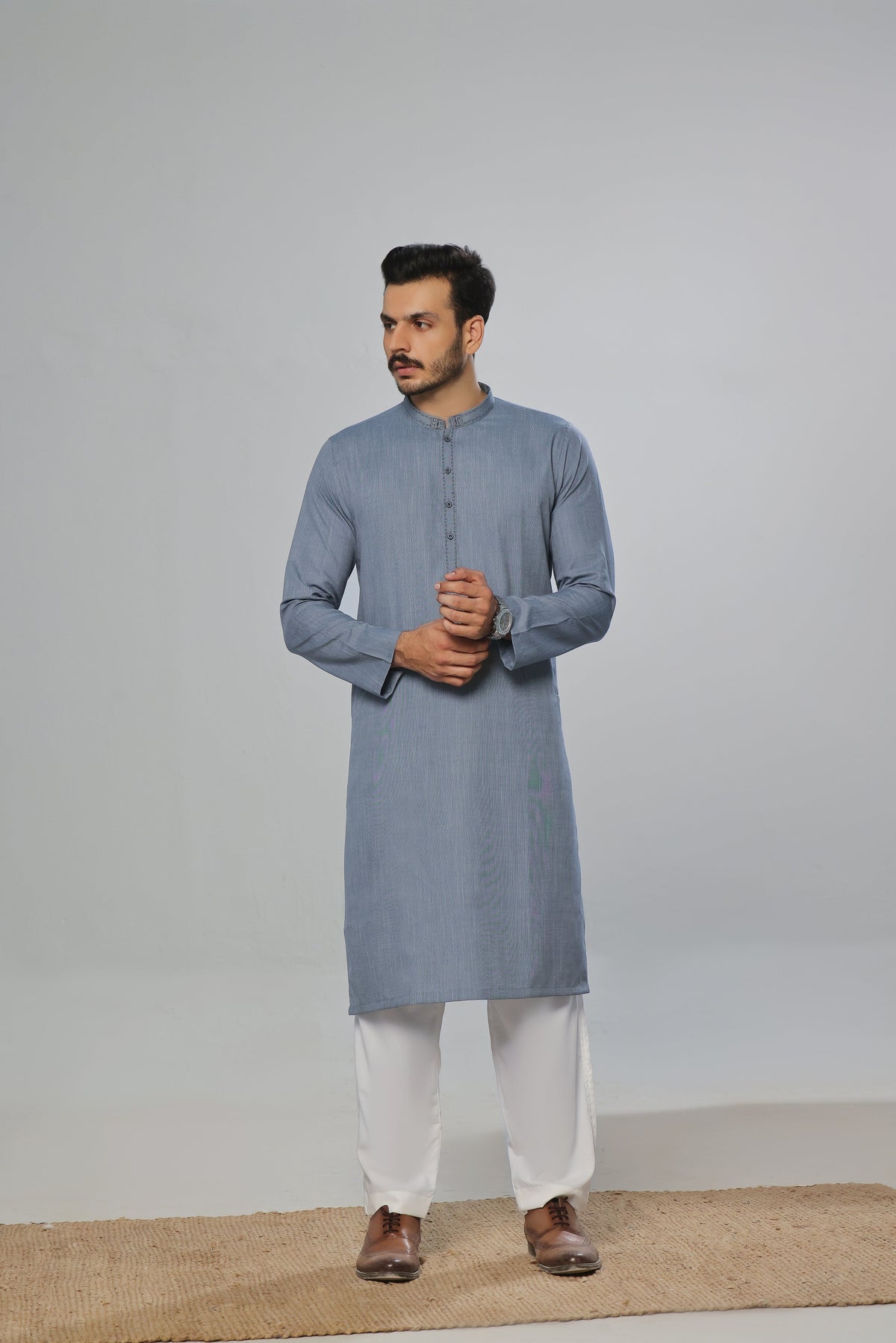 Light Grey Self Kurta by Al Deebaj, photo 2