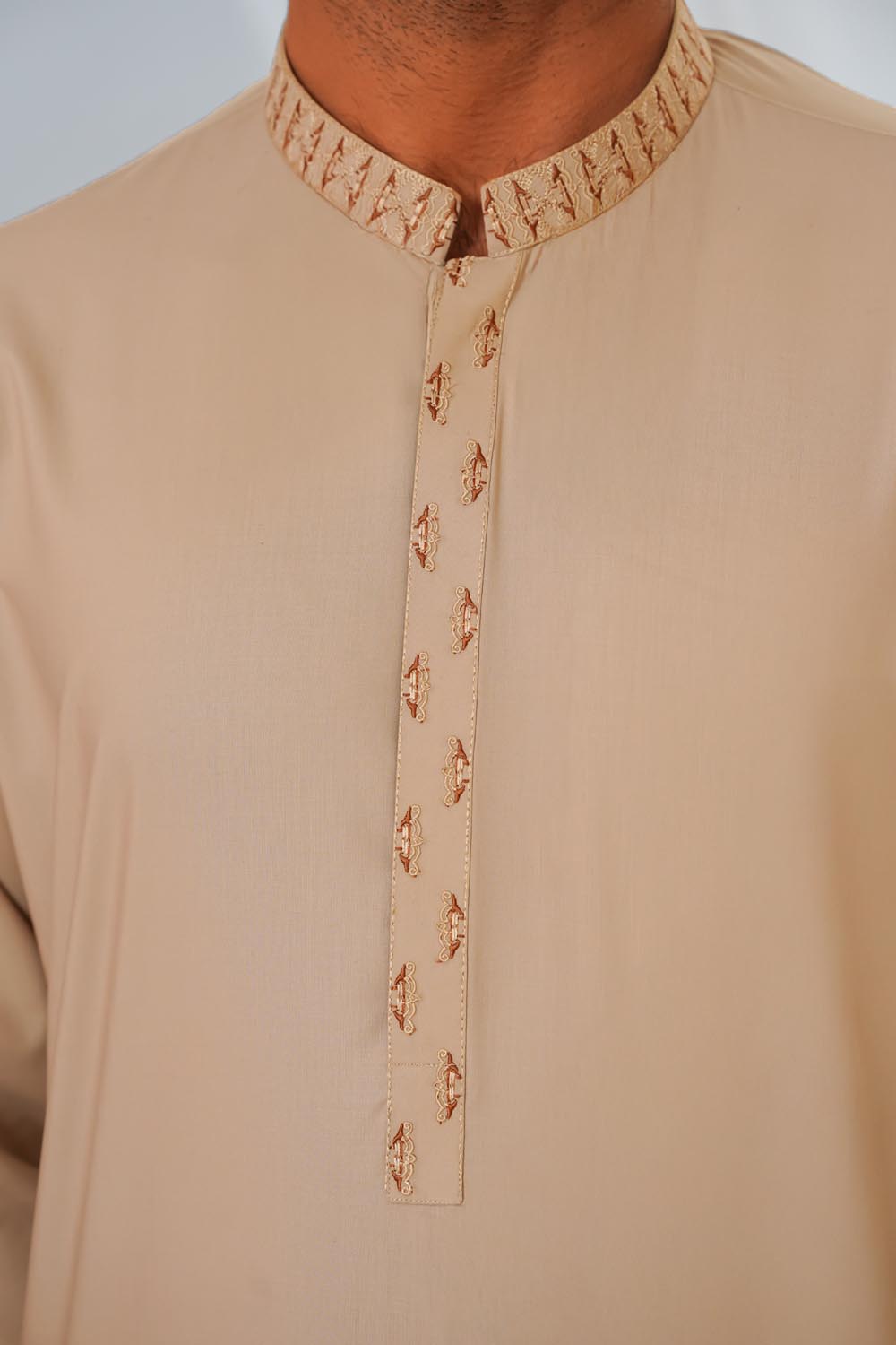 Skin Embroidered Kurta Shalwar by Al Deebaj, photo 2
