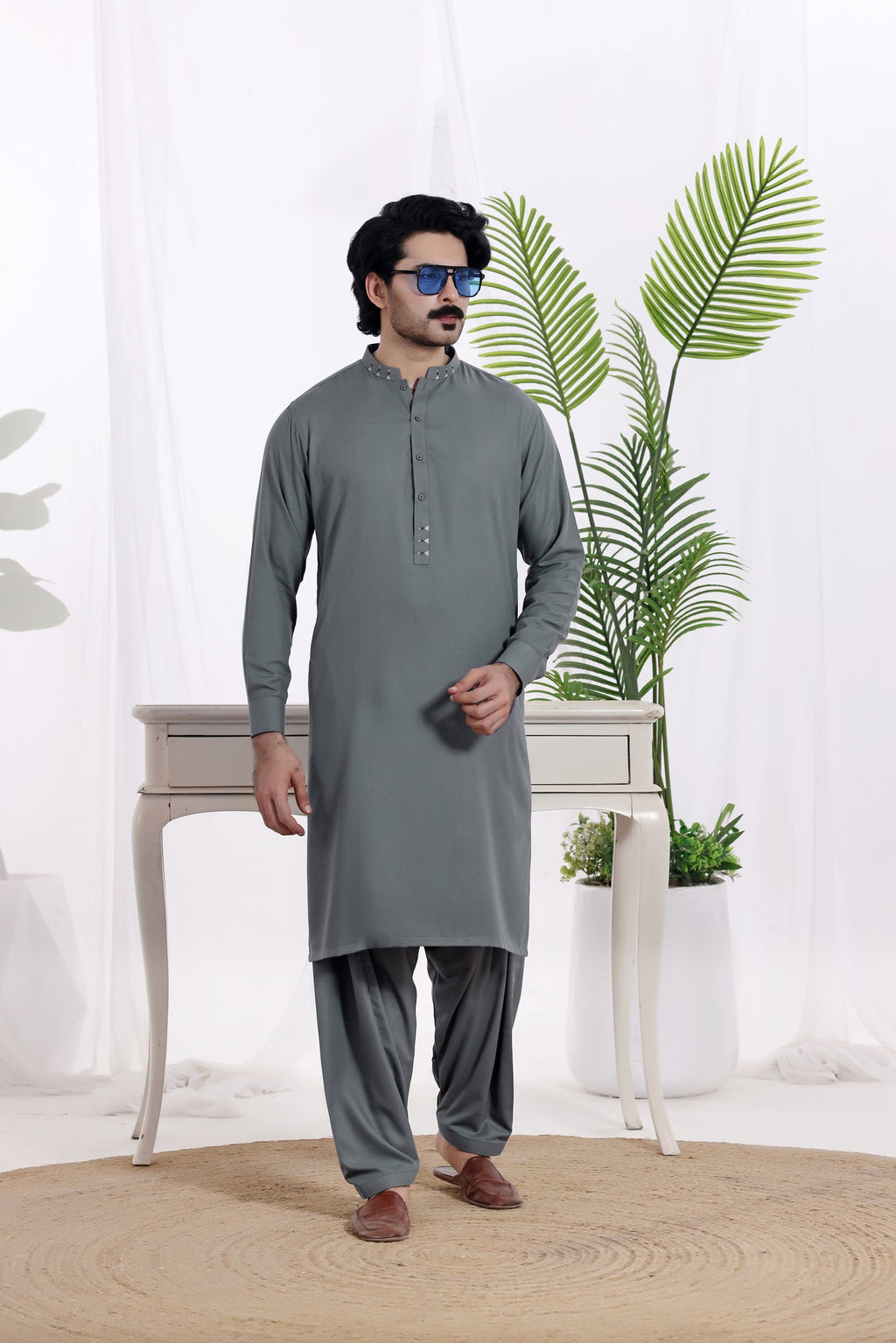 Grey Des Kurta Shalwar by Al Deebaj, photo 2