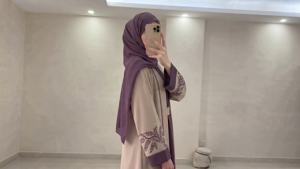 Lilac Grace Abaya by Leema, photo 4