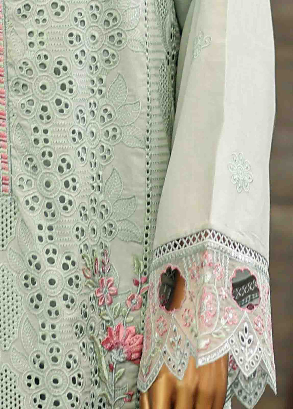 Embroidered Mint Green Lawn 3-Piece Stitched Suit by Bin Saeed, photo 4