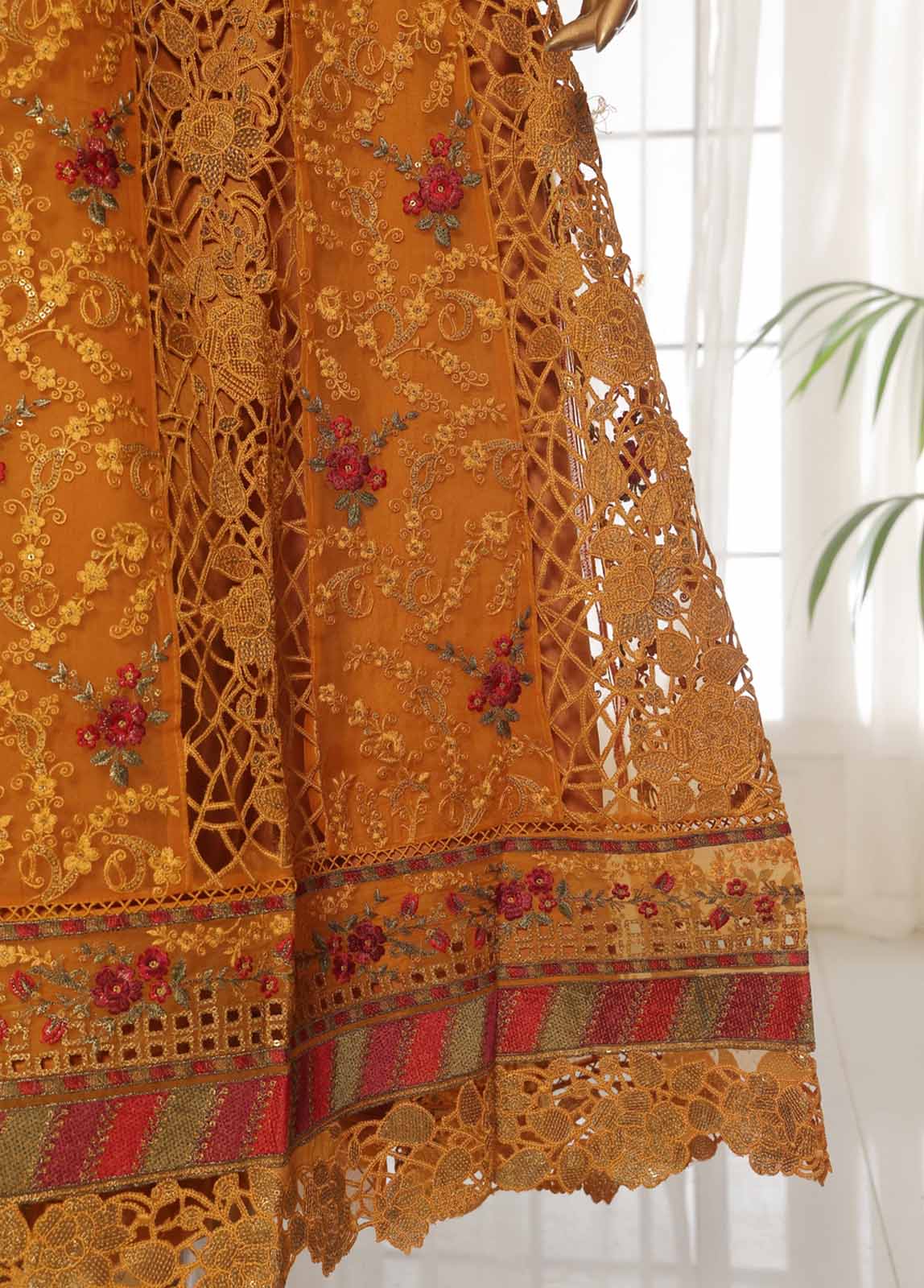 Organza Rust Organza 3-Piece Luxury Pret Suit by Bin Saeed, photo 4