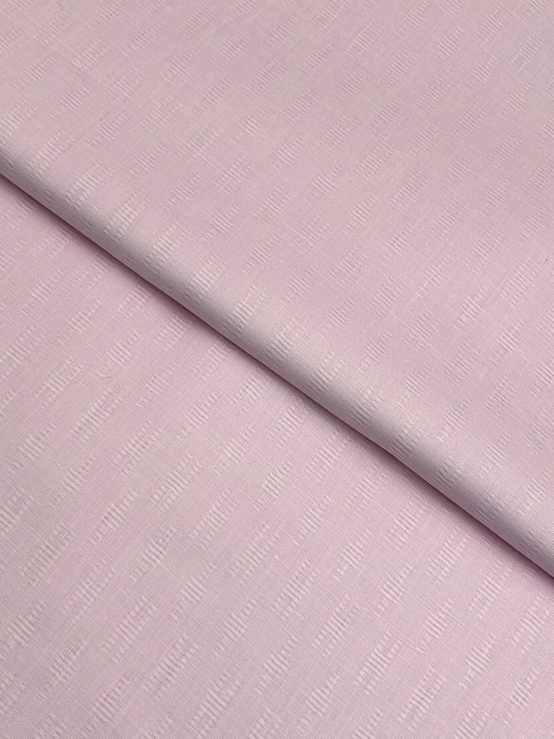 Jacquard Lawn – Pink fabric
