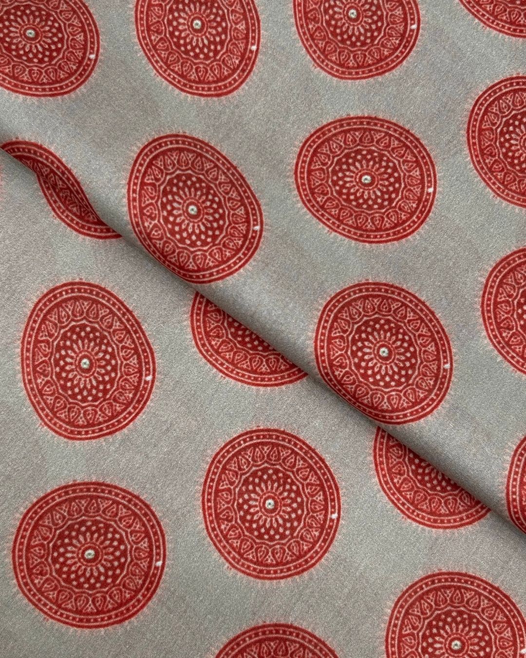 Chunri Digital Print Lawn fabric