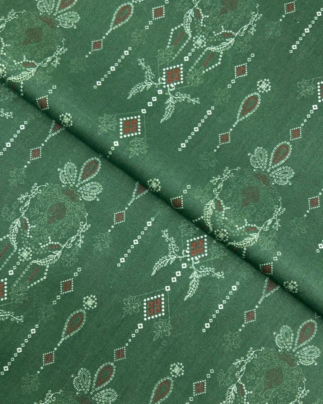 Chunri Digital Print Lawn (CHUNRI-S26-0019), digitally printed lawn fabric by the meter