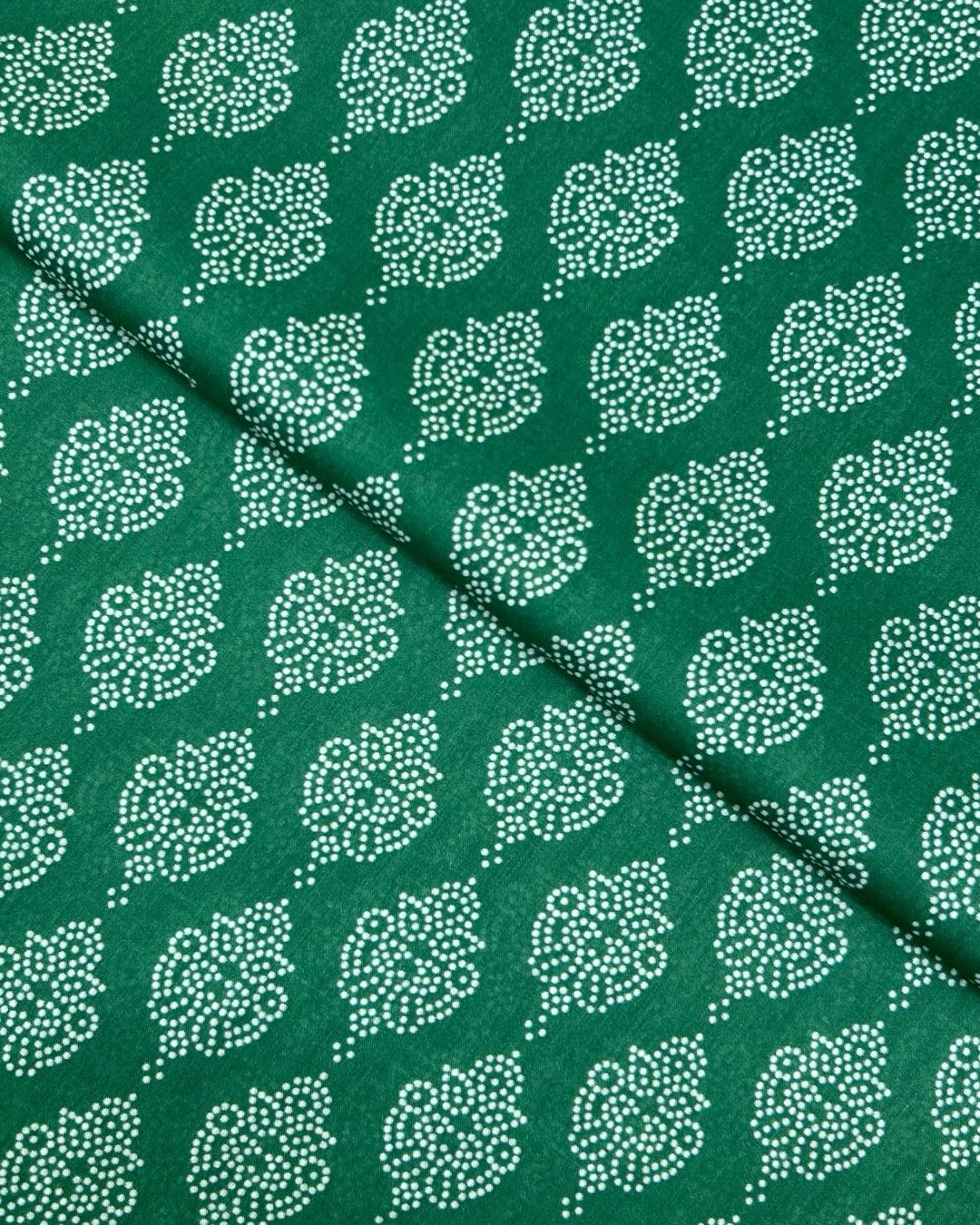Chunri Digital Print Lawn fabric