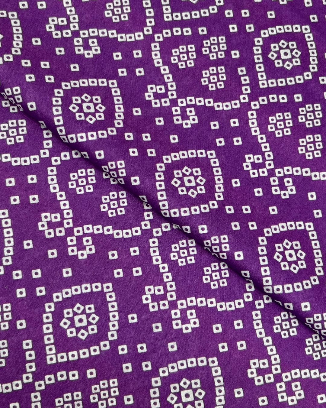Chunri Digital Print Lawn fabric