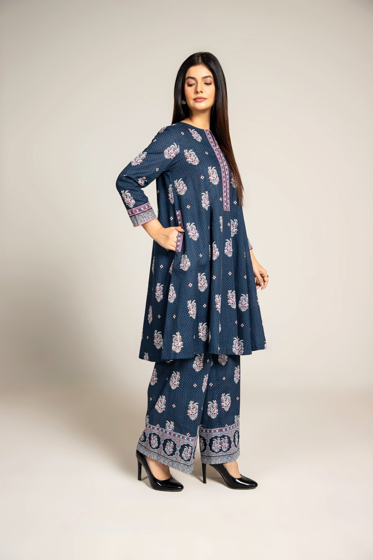 Printed Blue Slub Khaddar 2-Piece Unstitched Suit by The Fabric Store, photo 3