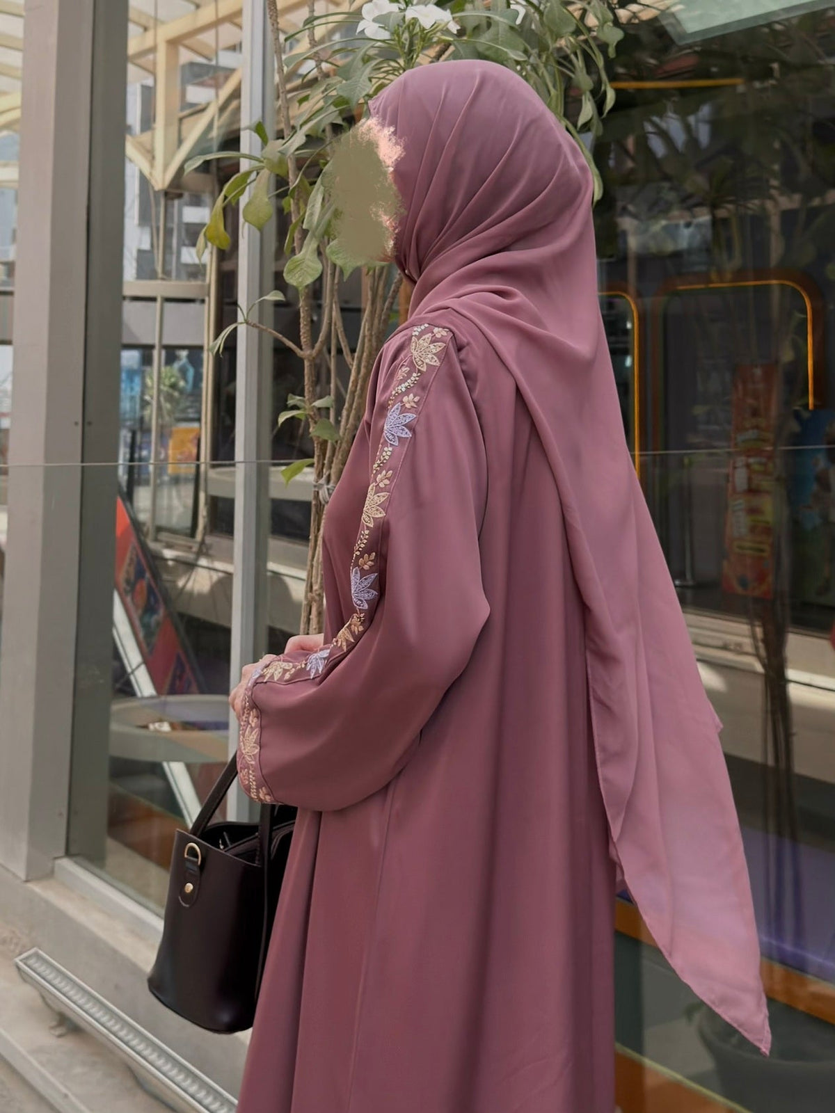Hasnaa T pink Abaya by Al Deebaj, photo 7