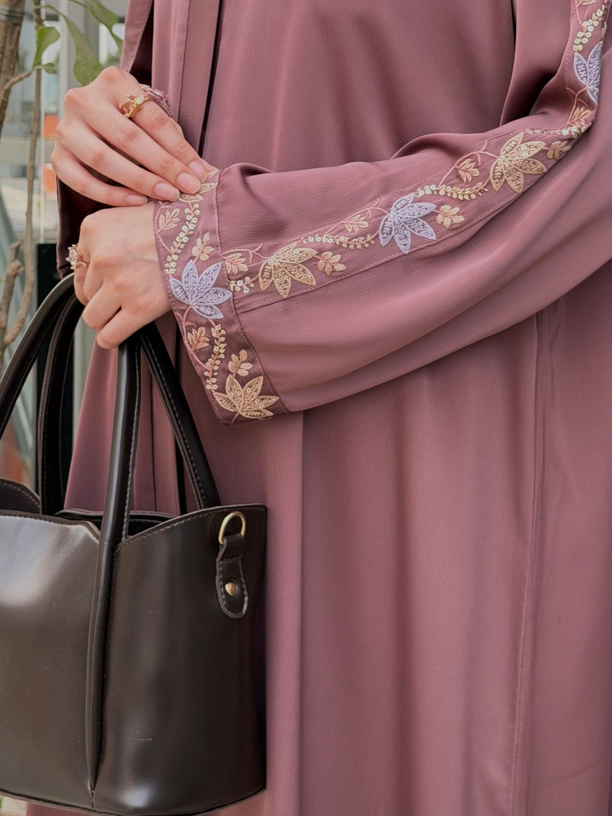 Hasnaa T pink Abaya by Al Deebaj, photo 6