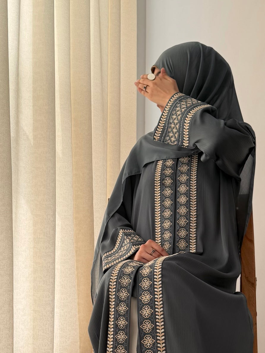 Anum Grey Abaya by Al Deebaj, photo 7