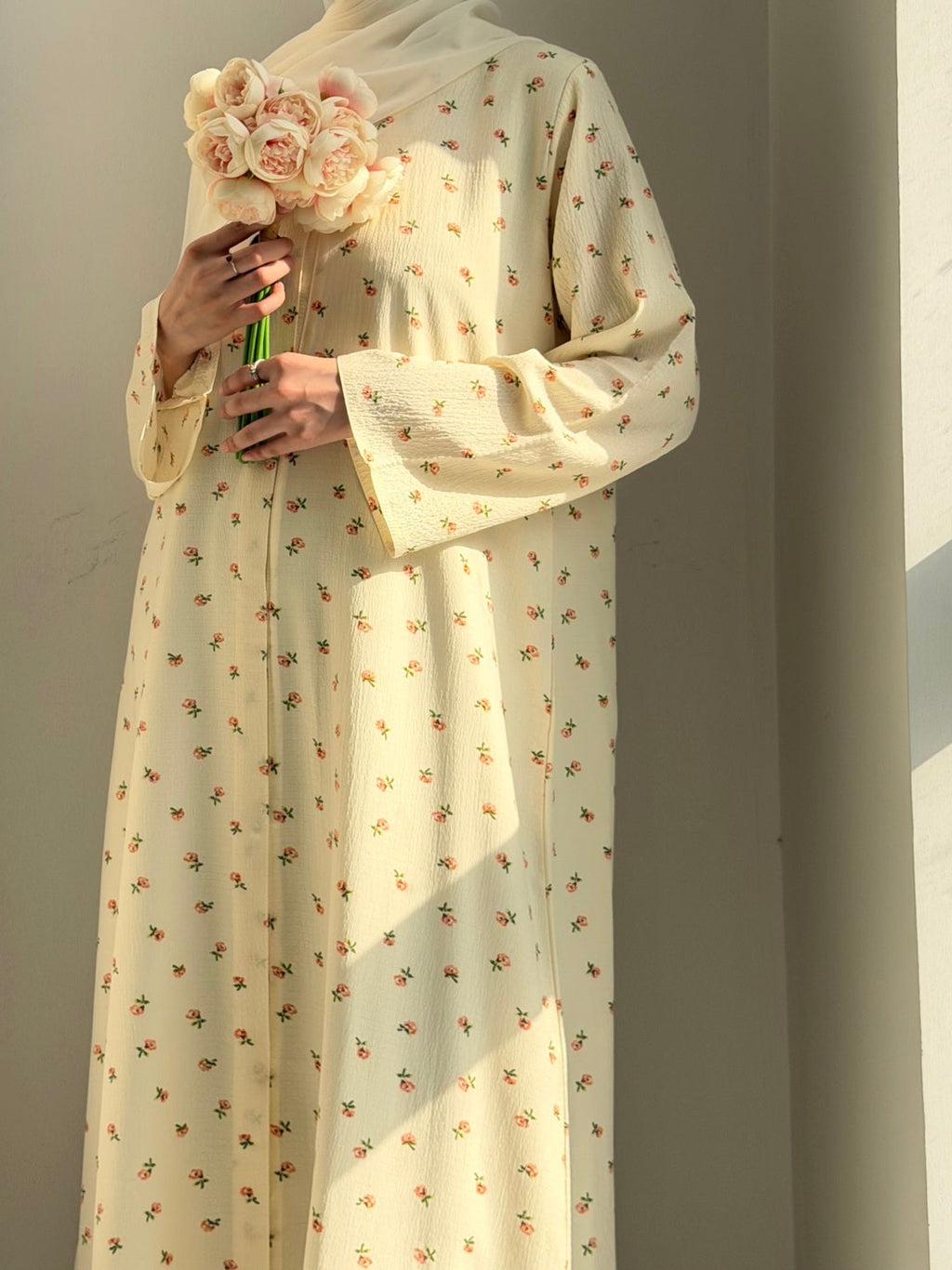 Floral Muse Abaya by Al Deebaj, photo 2