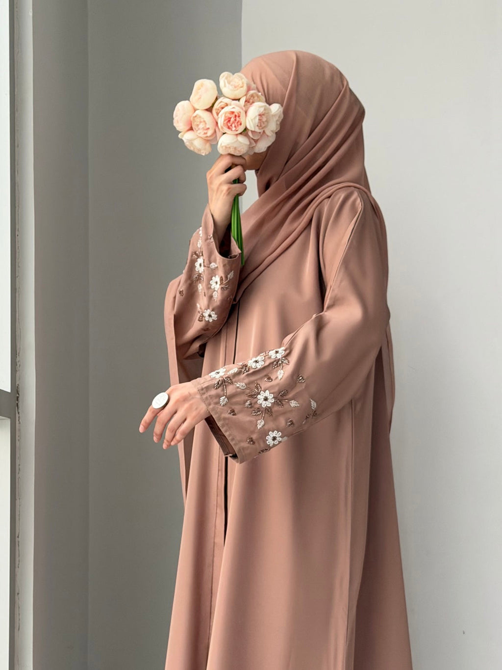 Rubab Beige Abaya by Al Deebaj, photo 2