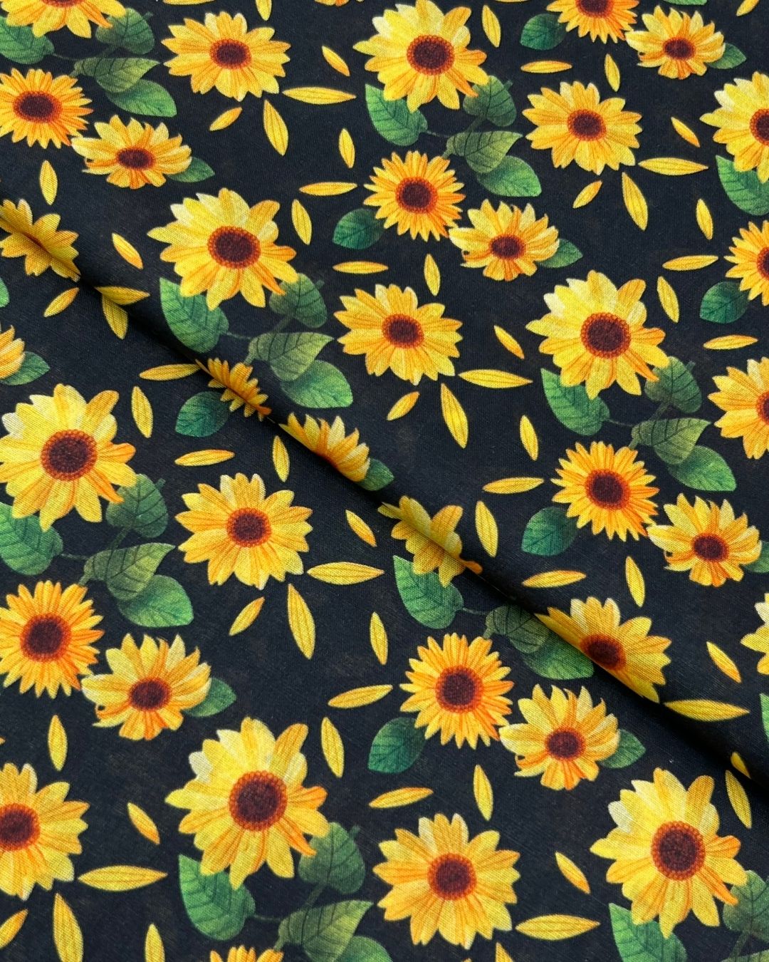 Rang e Bahar Digital Print Lawn fabric