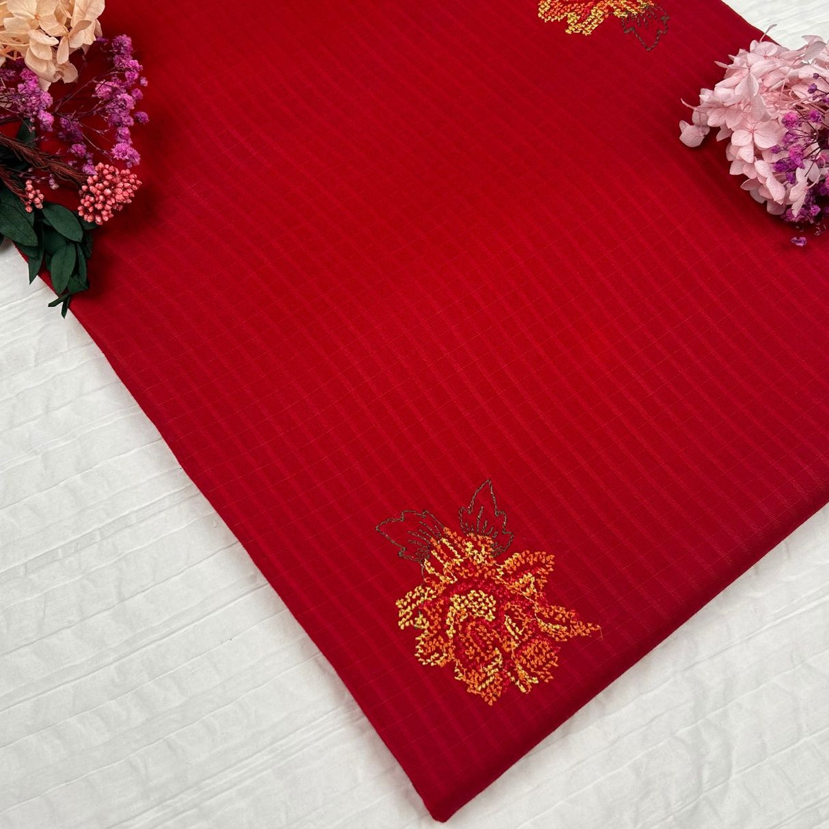 Embroidered Lawn – Red fabric