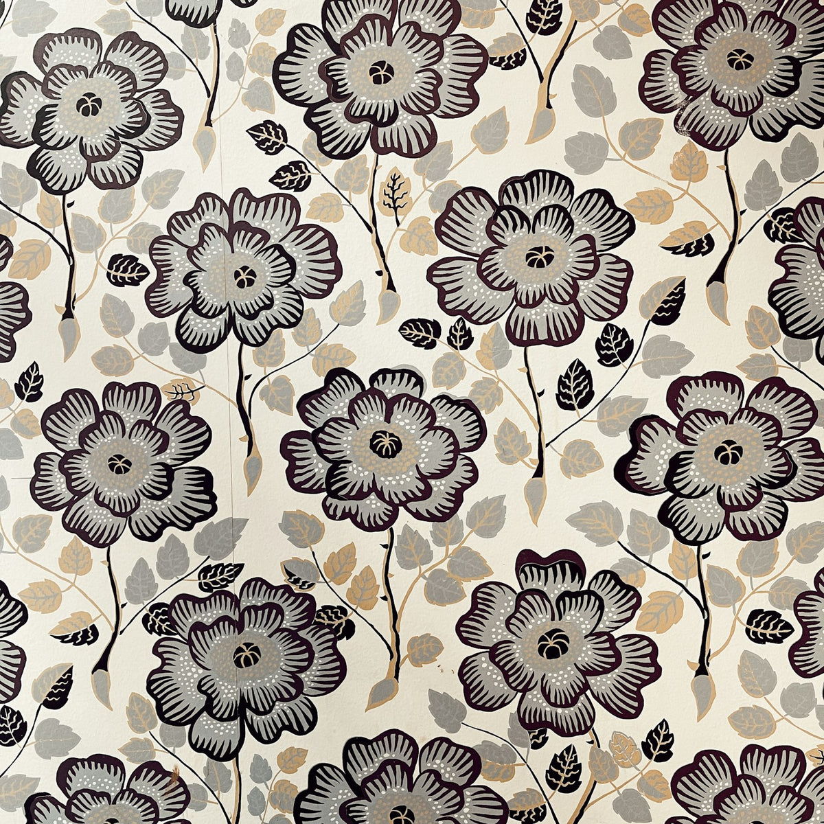 Black cambric fabric in Monochrome Bloom digital print – close-up
