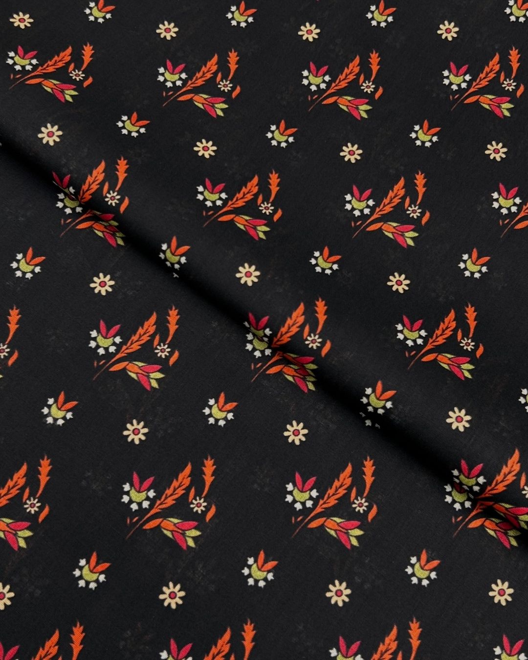 Rang e Bahar Digital Print Lawn fabric