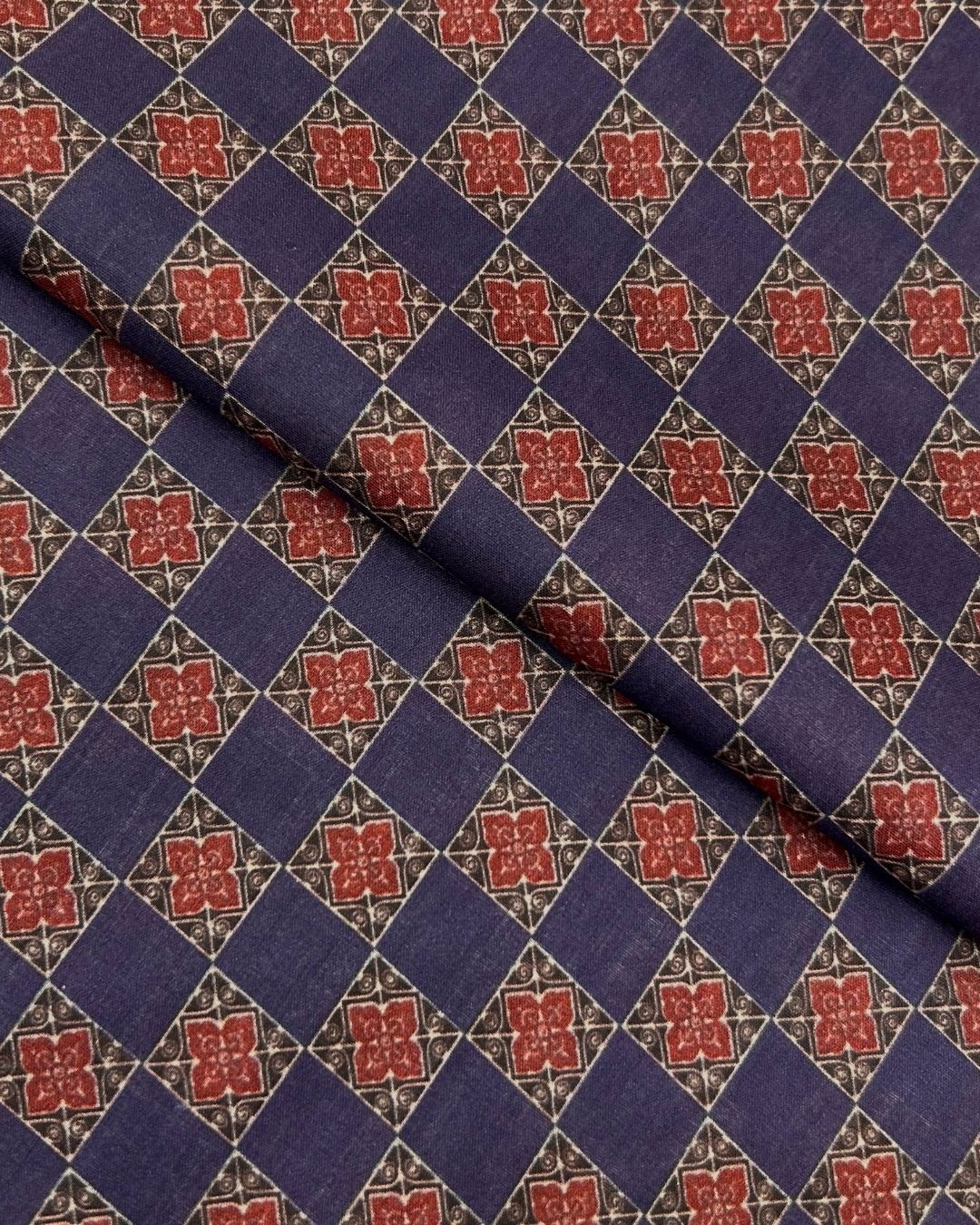 Rang e Bahar Digital Print Lawn fabric