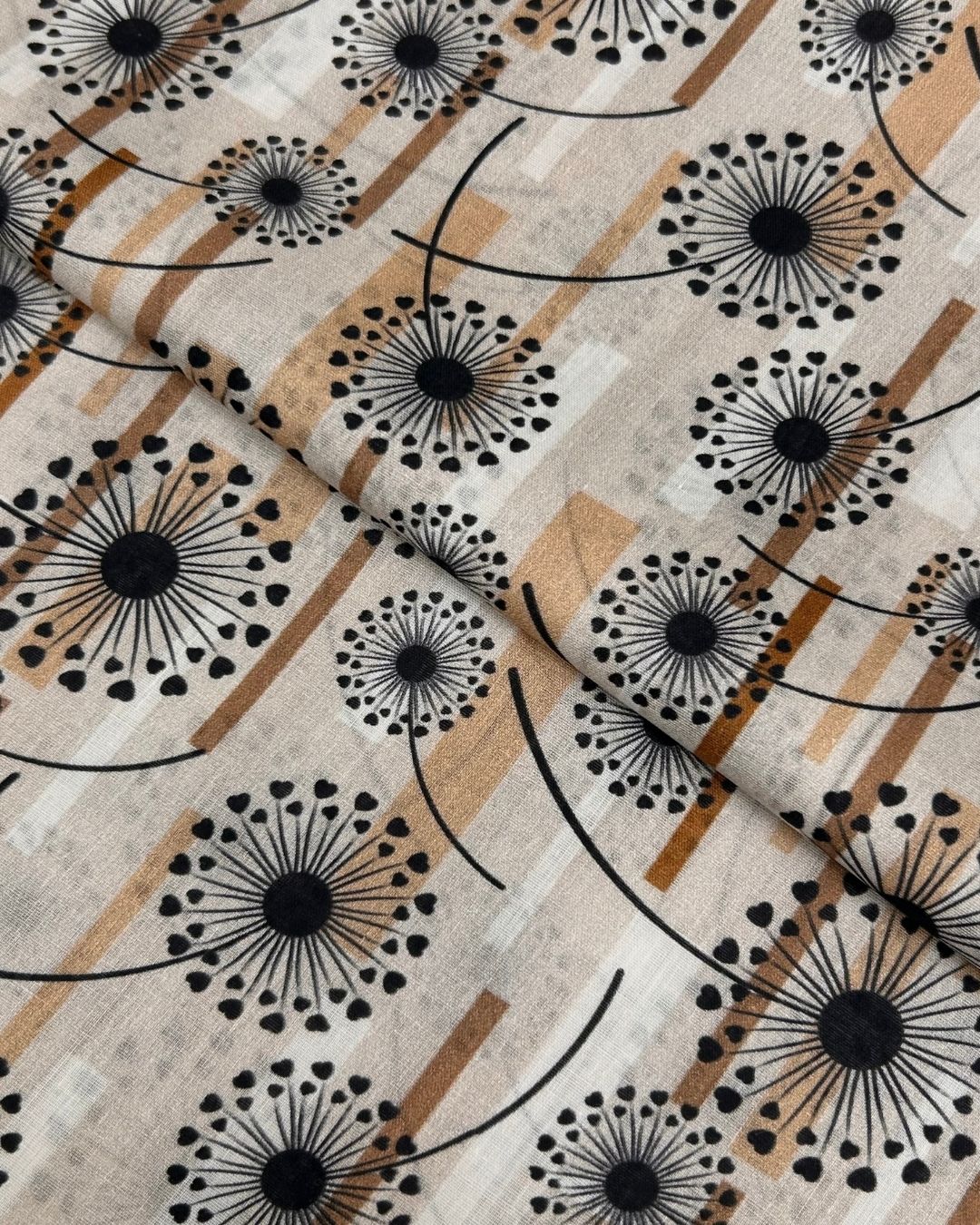 Rang e Bahar Digital Print Lawn (REBD-S26-0202), digitally printed lawn fabric by the meter