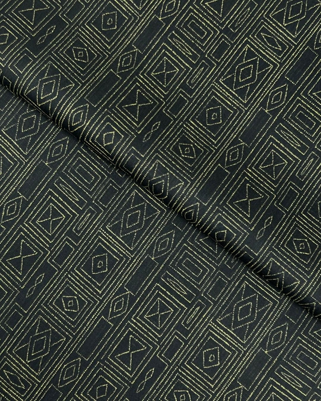 Rang e Bahar Digital Print Lawn fabric