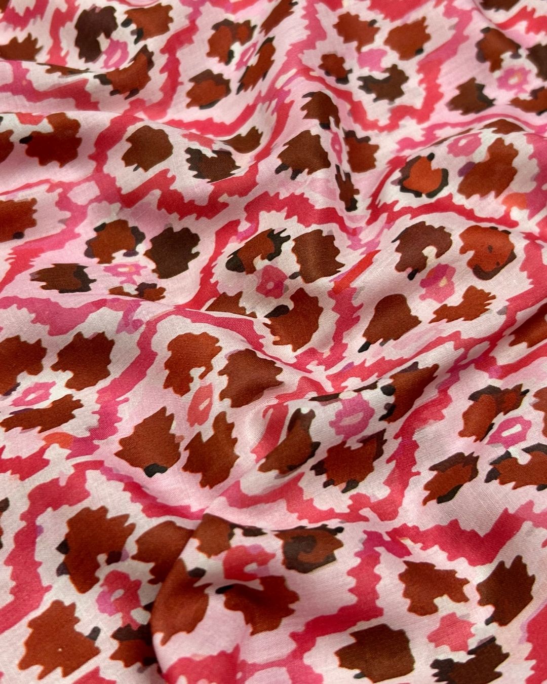Tie & Dye Digital Print Lawn fabric