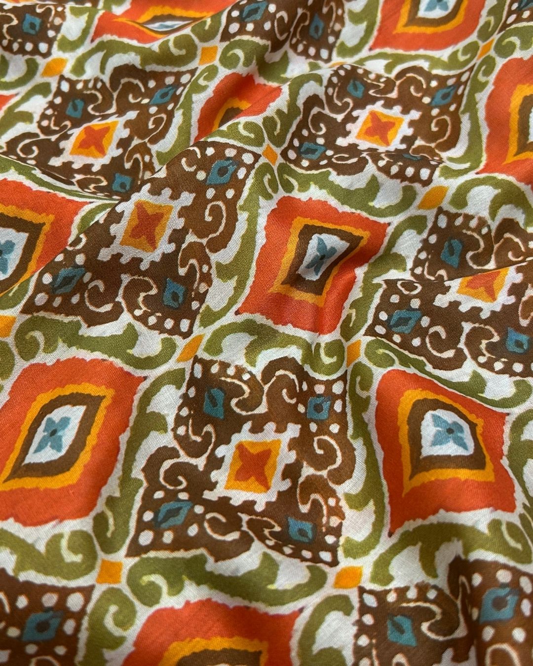 Tie & Dye Digital Print Lawn (TDP-S25-0045) – digitally printed lawn fabric, photo 2