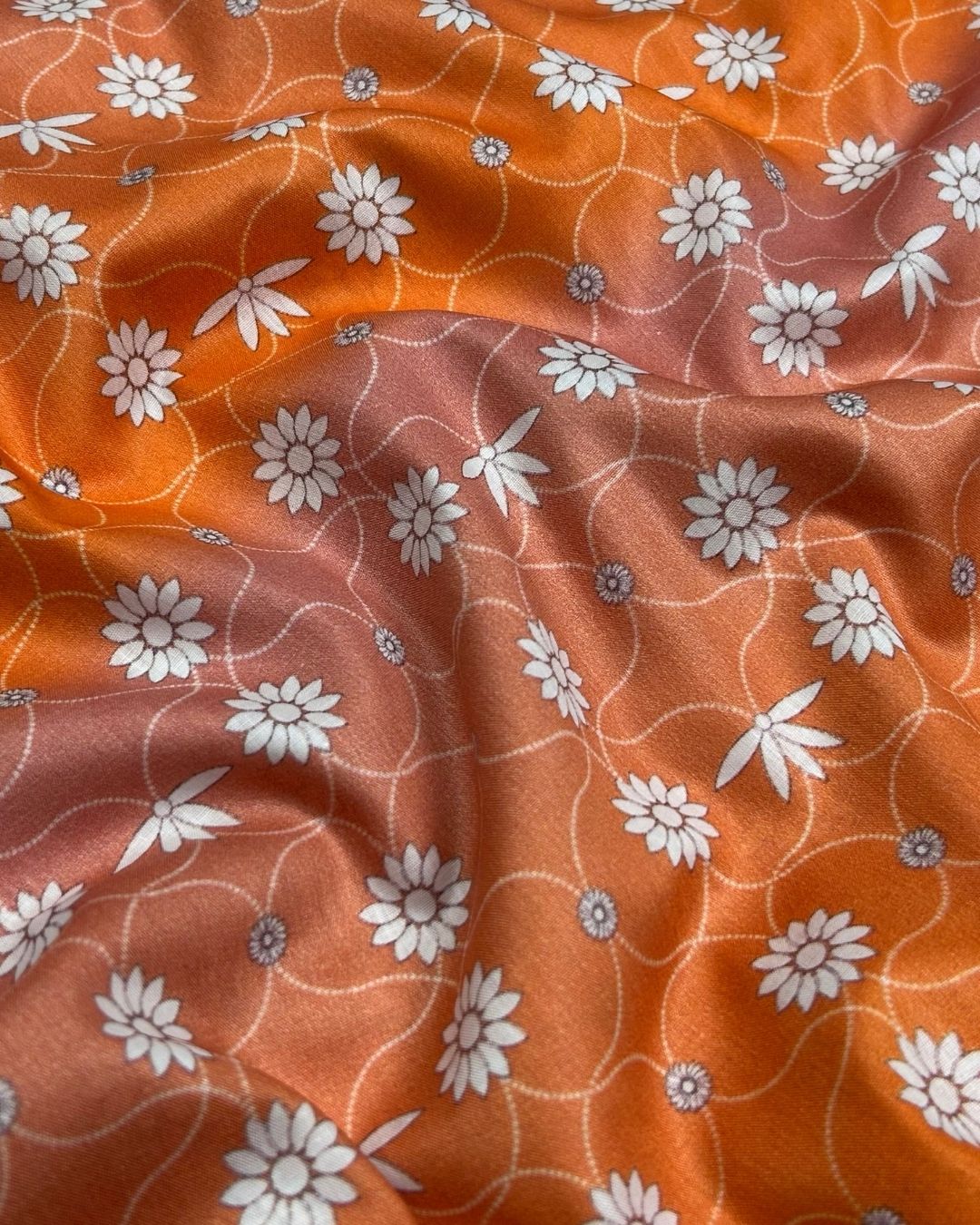 Tie & Dye Digital Print Lawn (TDP-S25-0051) – digitally printed lawn fabric, photo 2