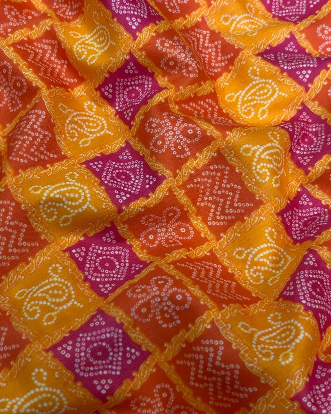 Chunri Digital Print Lawn fabric